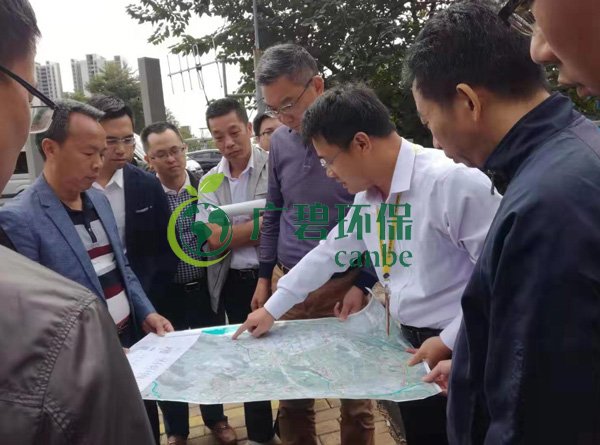 大良街道、順控環(huán)保水務(wù)等領(lǐng)導(dǎo)到金陡涌黑臭水體治理現(xiàn)場視察工作(圖1)